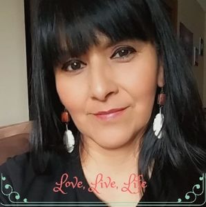 Meet your Posher, Eve